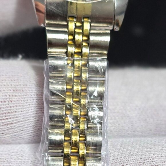 Geneva Ladies Rhinestone Silver Dial Watch Two-Tone Gold/Silver Bracelet W/Date - Picture 13 of 16